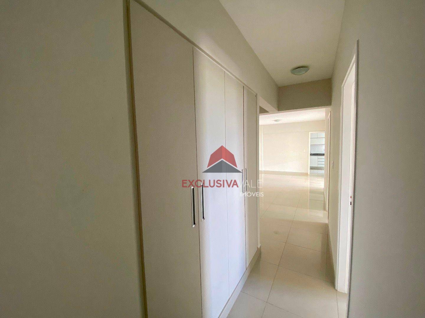 Apartamento à venda com 3 quartos, 106m² - Foto 19