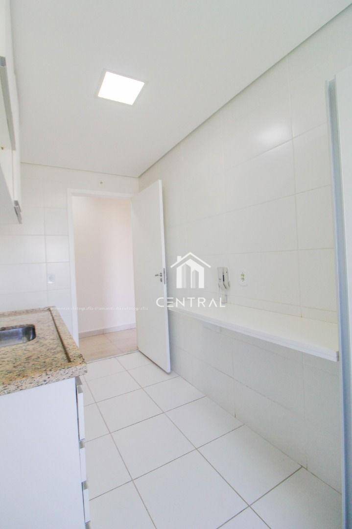 Apartamento à venda com 2 quartos, 64m² - Foto 41
