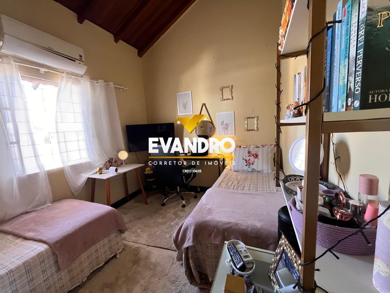 Casa à venda com 2 quartos, 279m² - Foto 8