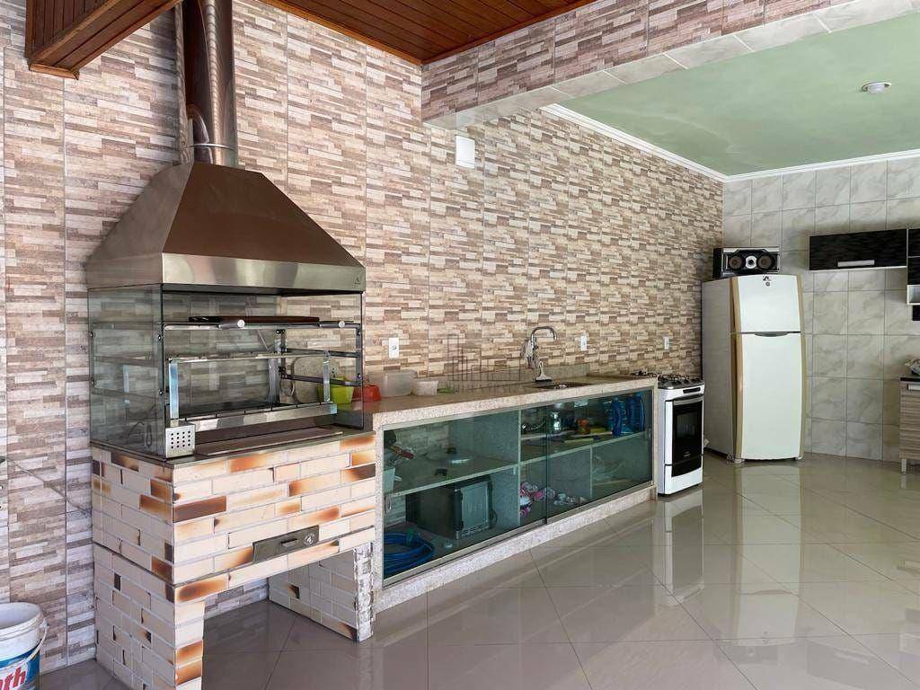Casa à venda com 6 quartos, 602m² - Foto 2