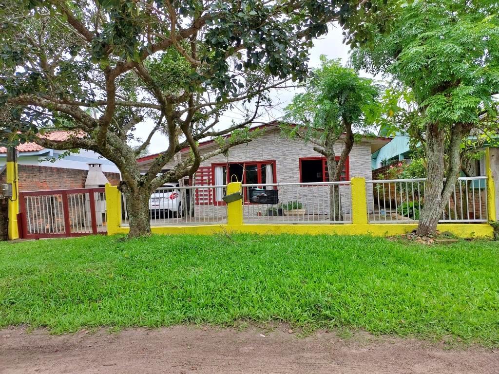 Casa à venda com 3 quartos, 95m² - Foto 2