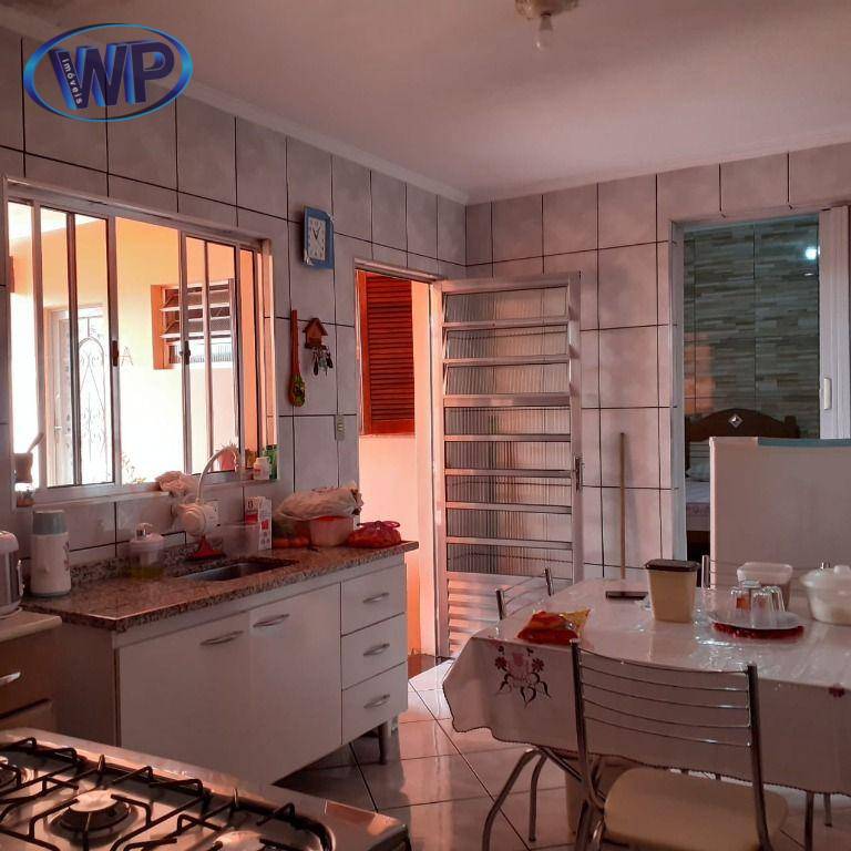 Casa à venda com 2 quartos, 178m² - Foto 5