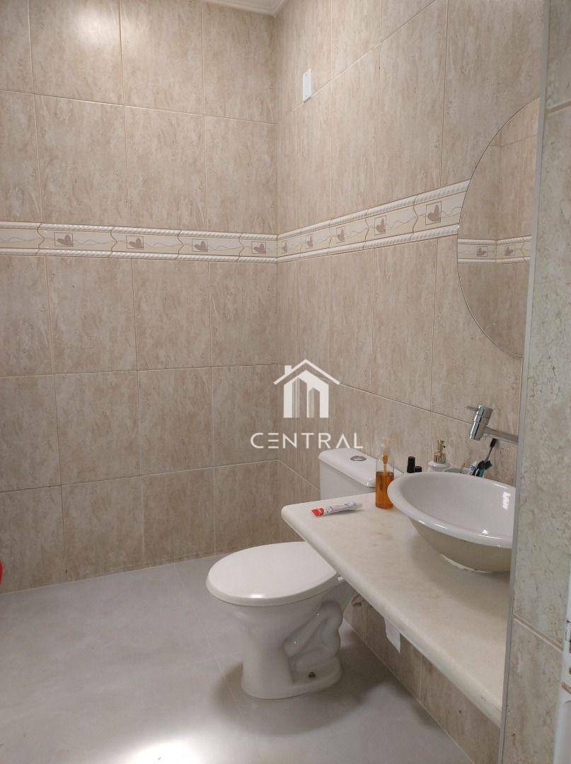 Sobrado à venda com 3 quartos, 238m² - Foto 17