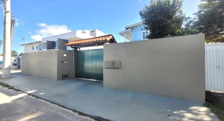 Casa à venda com 5 quartos, 200m² - Foto 37