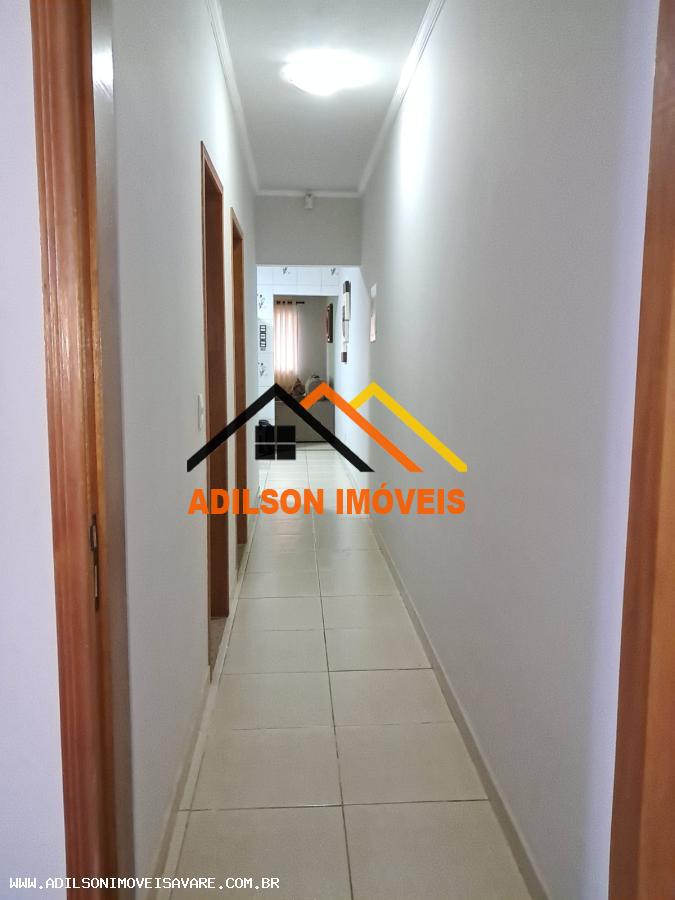 Casa à venda com 2 quartos, 160m² - Foto 11