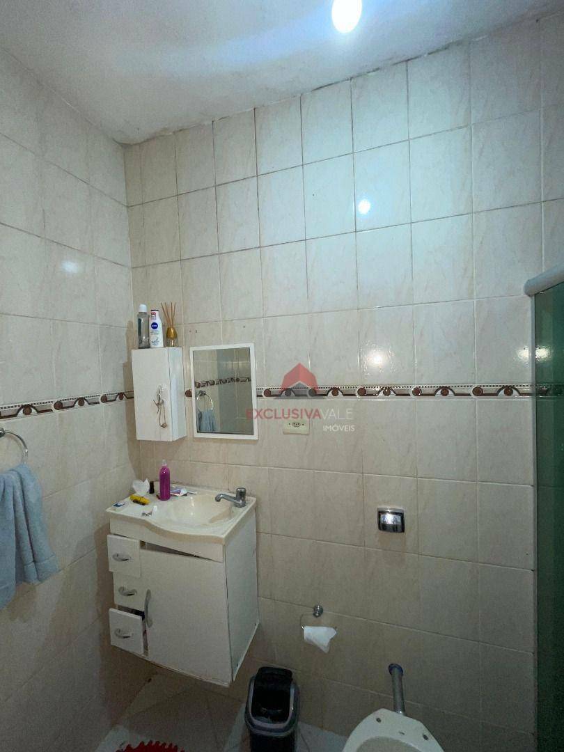 Casa à venda com 5 quartos, 203m² - Foto 5