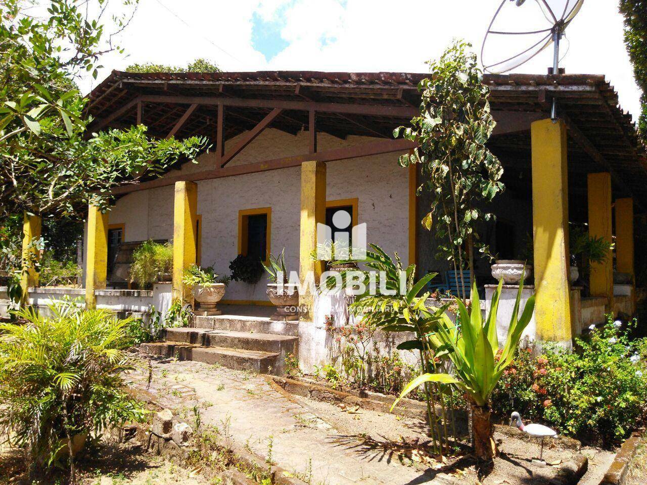 Chácara à venda com 8 quartos, 168m² - Foto 1