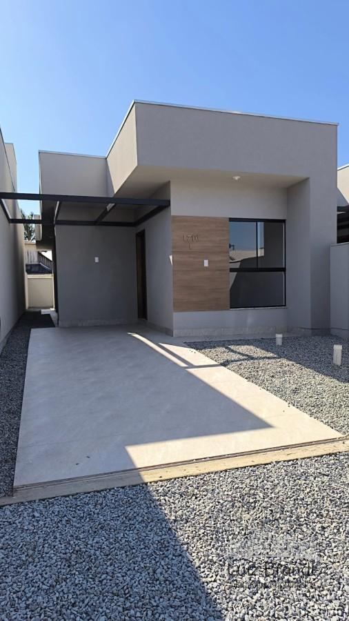 Casa à venda com 2 quartos, 58m² - Foto 1