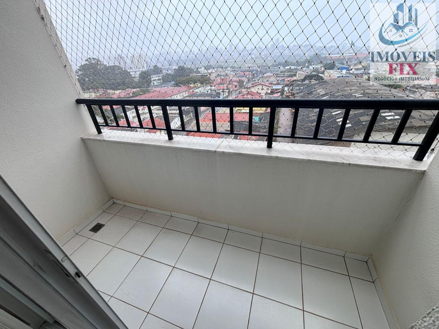 Apartamento à venda com 2 quartos, 75m² - Foto 4