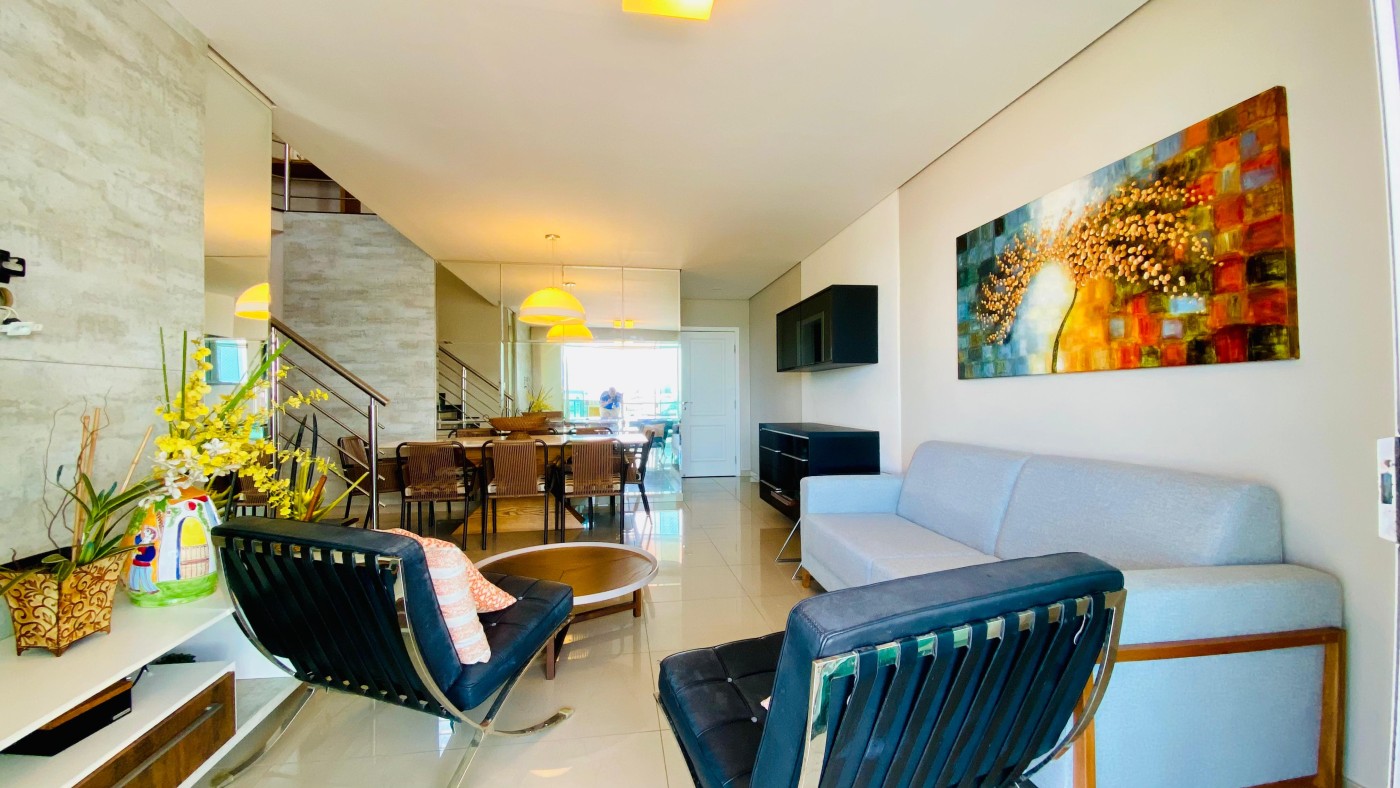 Cobertura à venda com 4 quartos, 250m² - Foto 4