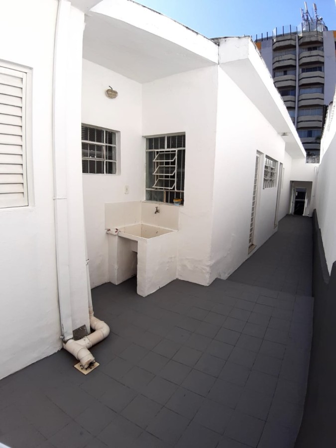 Casa à venda com 2 quartos, 105m² - Foto 11