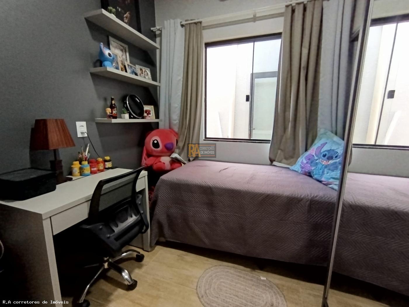 Casa à venda com 3 quartos, 146m² - Foto 13