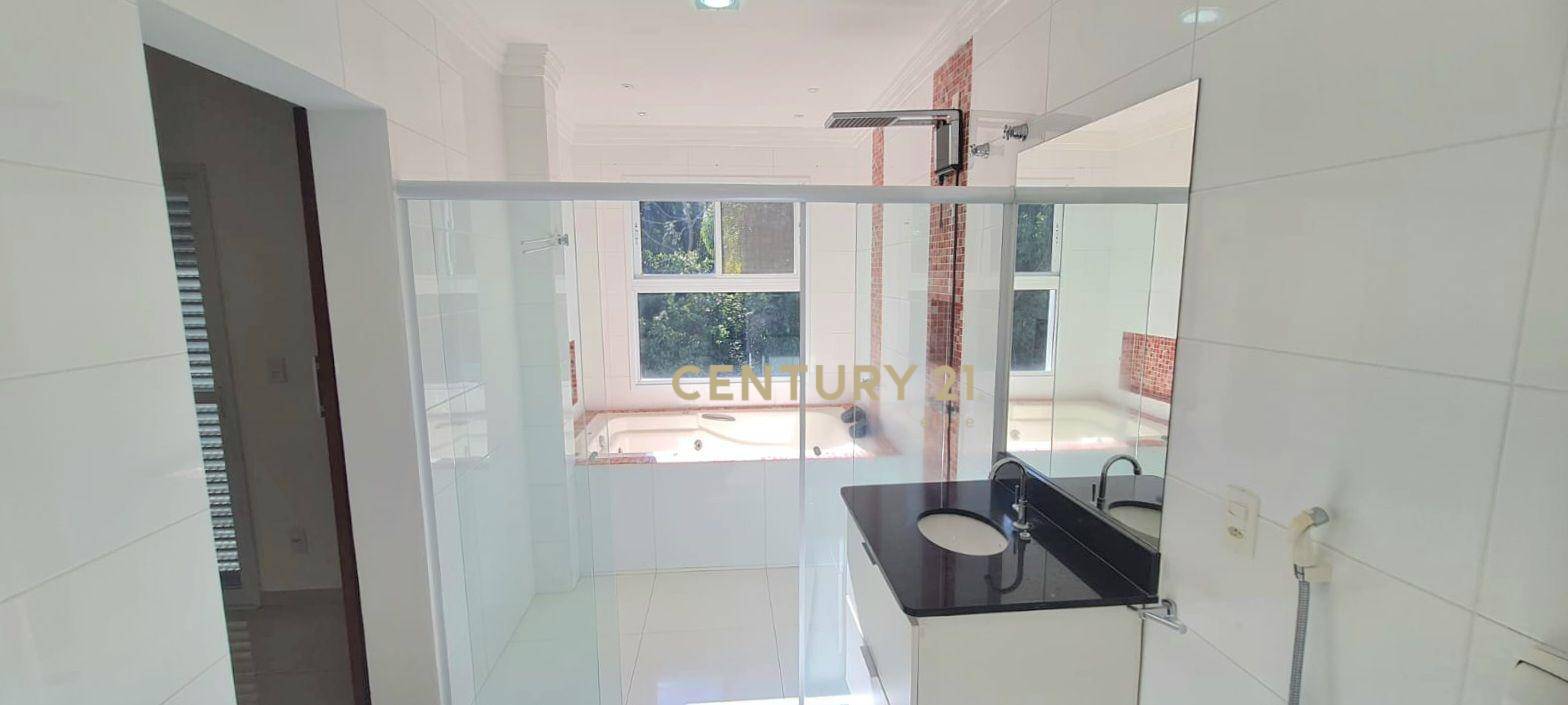 Casa de Condomínio para alugar com 3 quartos, 335m² - Foto 20