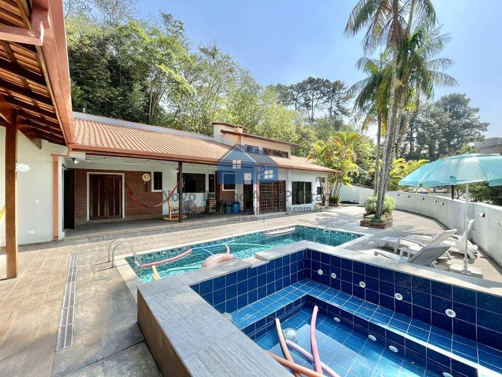 Fazenda à venda com 3 quartos, 280m² - Foto 1