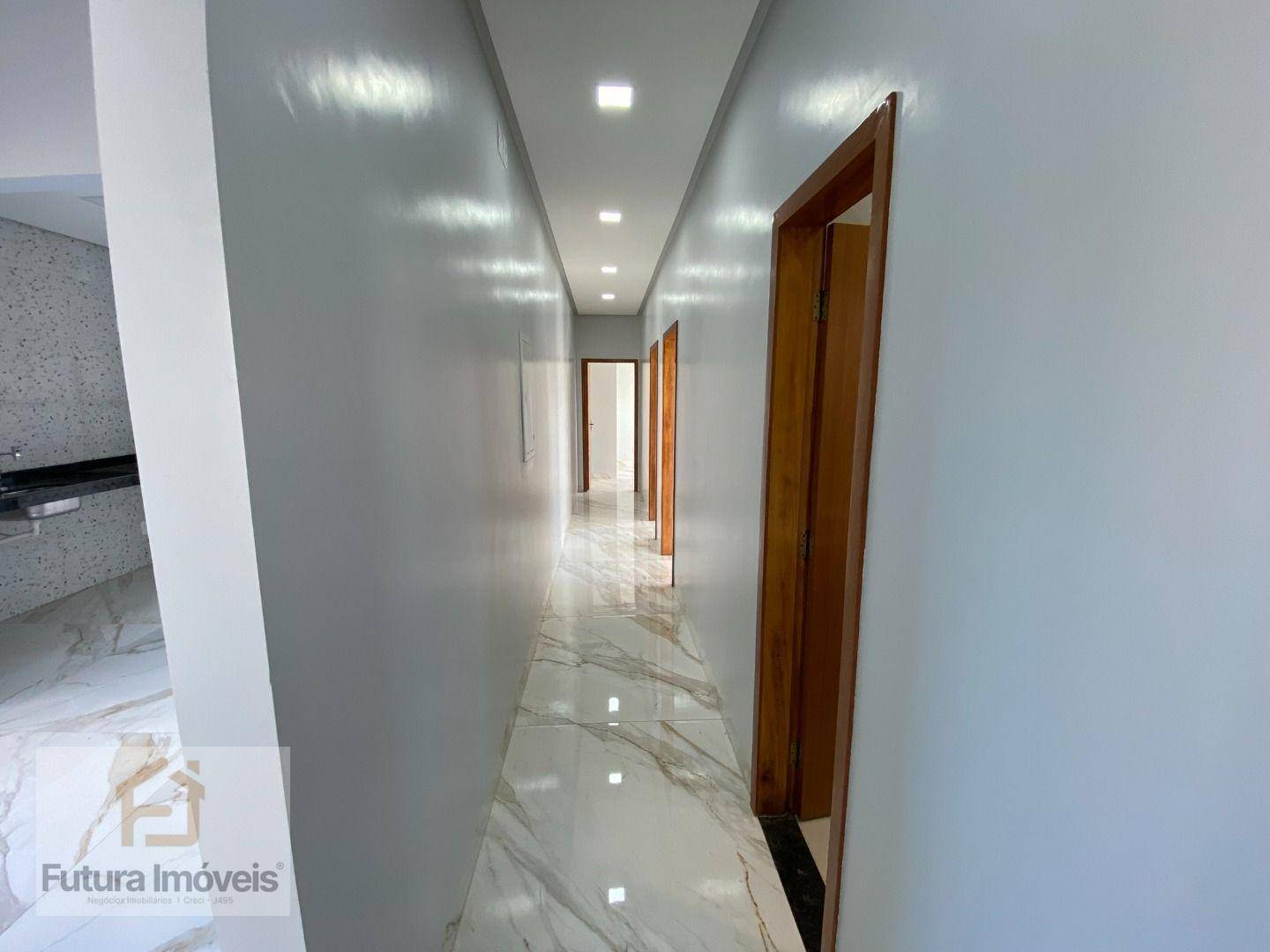 Casa à venda com 4 quartos, 209m² - Foto 10
