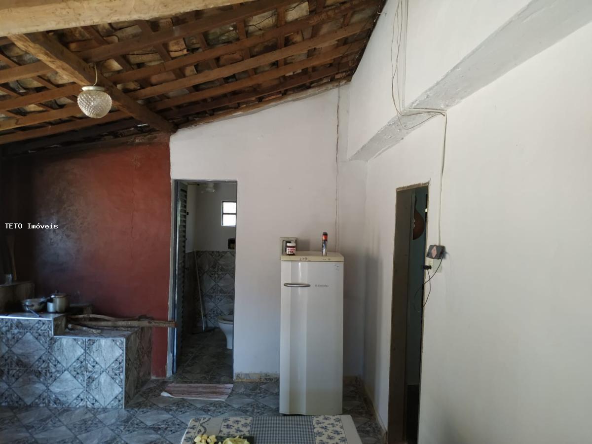 Sítio à venda com 2 quartos, 1800m² - Foto 10