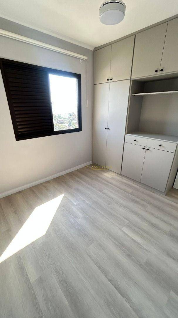Apartamento para alugar com 1 quarto, 57m² - Foto 9