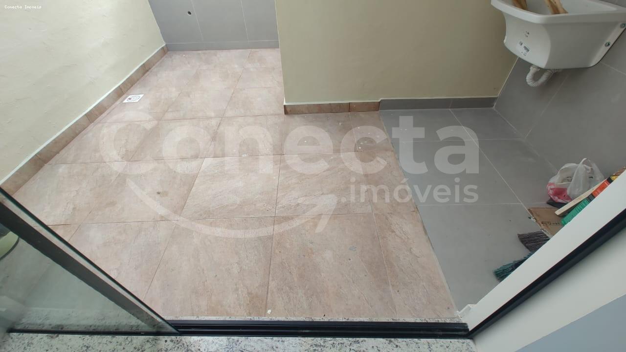 Casa à venda com 2 quartos, 70m² - Foto 17