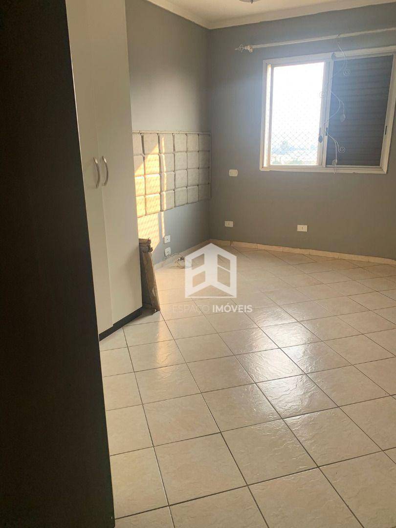 Apartamento à venda com 3 quartos, 120m² - Foto 11