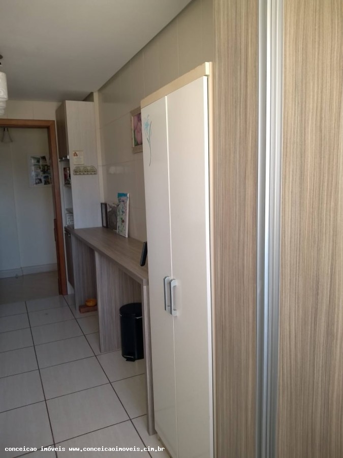 Apartamento à venda com 2 quartos, 72m² - Foto 17