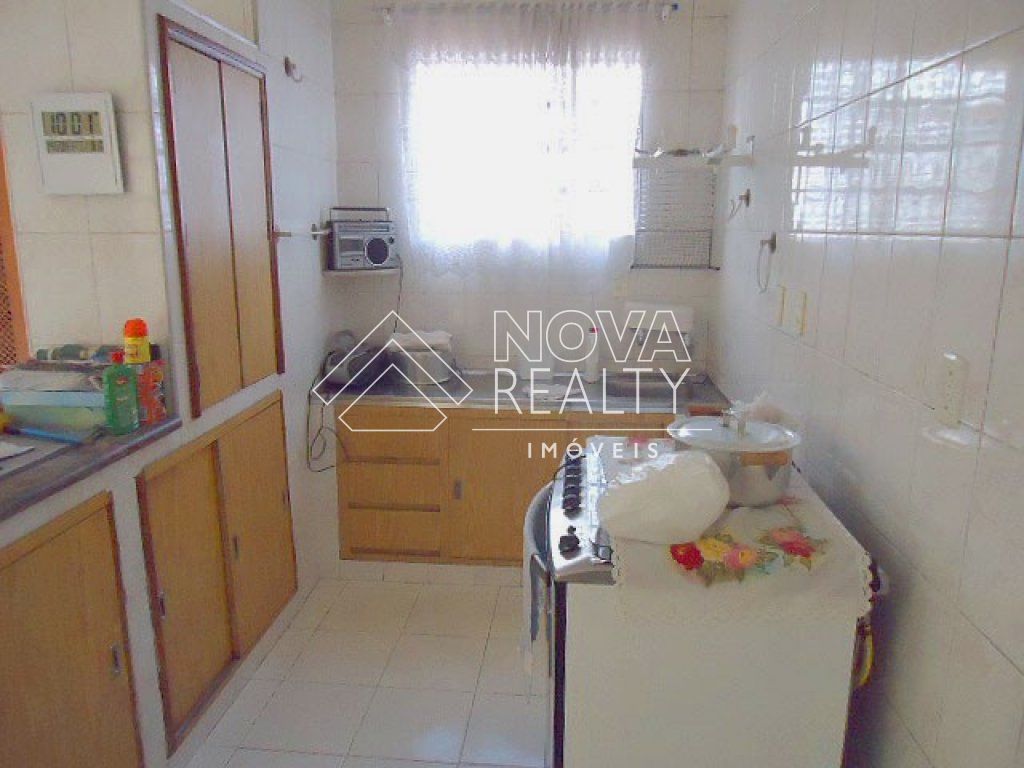 Sobrado à venda com 3 quartos, 220m² - Foto 3