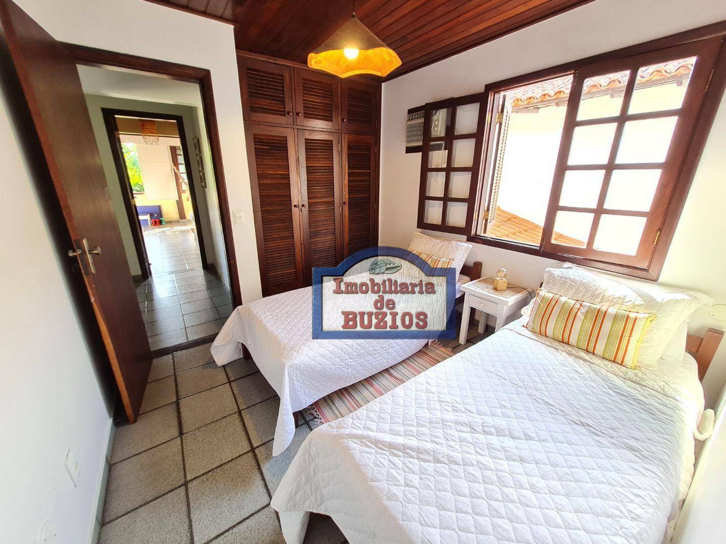 Casa de Condomínio para alugar com 4 quartos, 150m² - Foto 42