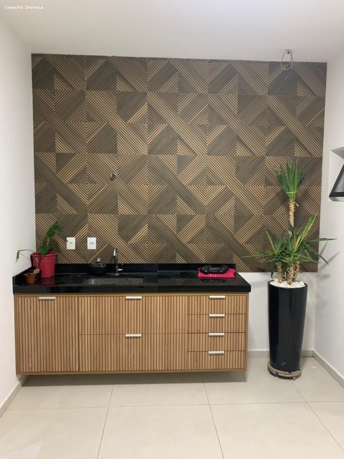 Casa de Condomínio à venda com 3 quartos, 195m² - Foto 4