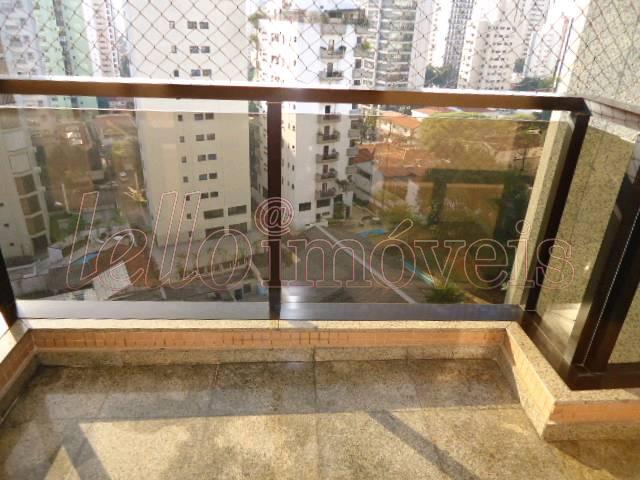 Apartamento para alugar com 4 quartos, 240m² - Foto 17