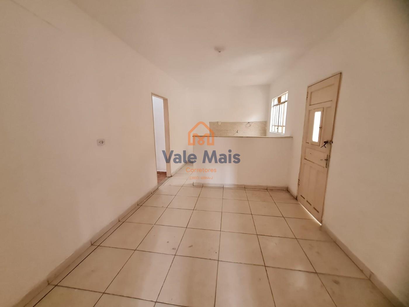 Casa para alugar com 4 quartos, 300m² - Foto 4