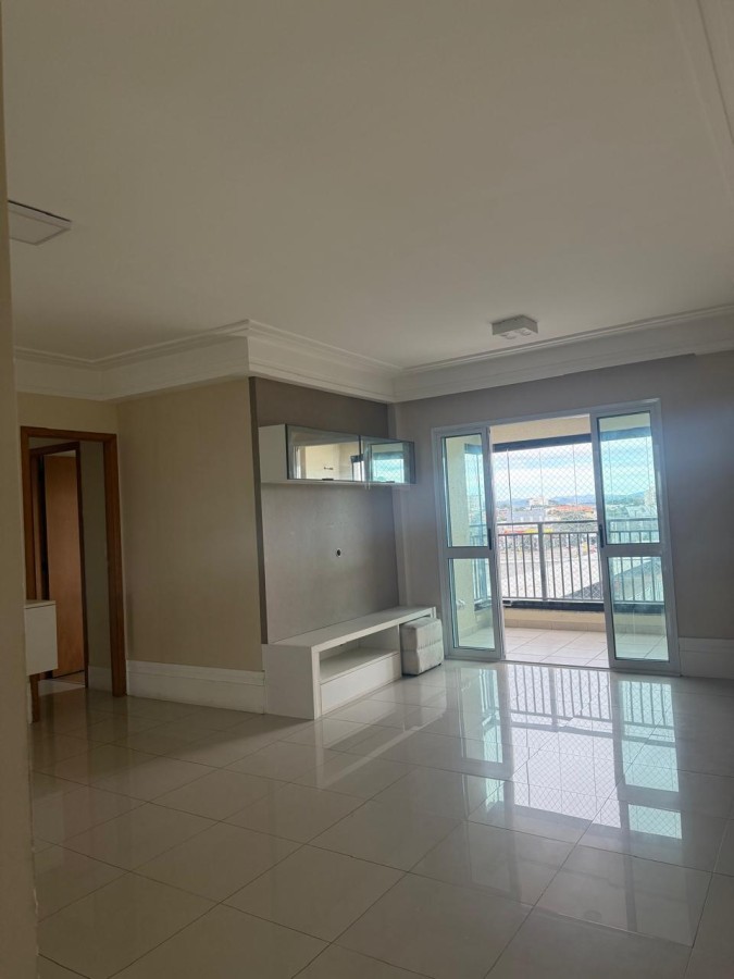 Apartamento à venda com 3 quartos, 102m² - Foto 1