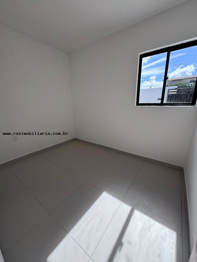 Casa à venda com 3 quartos, 56m² - Foto 2