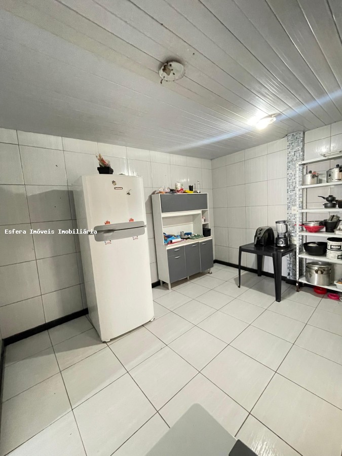 Casa à venda com 2 quartos, 163m² - Foto 4