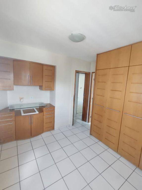 Apartamento para alugar com 2 quartos, 75m² - Foto 23