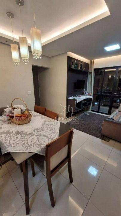 Apartamento para alugar com 3 quartos, 77m² - Foto 5