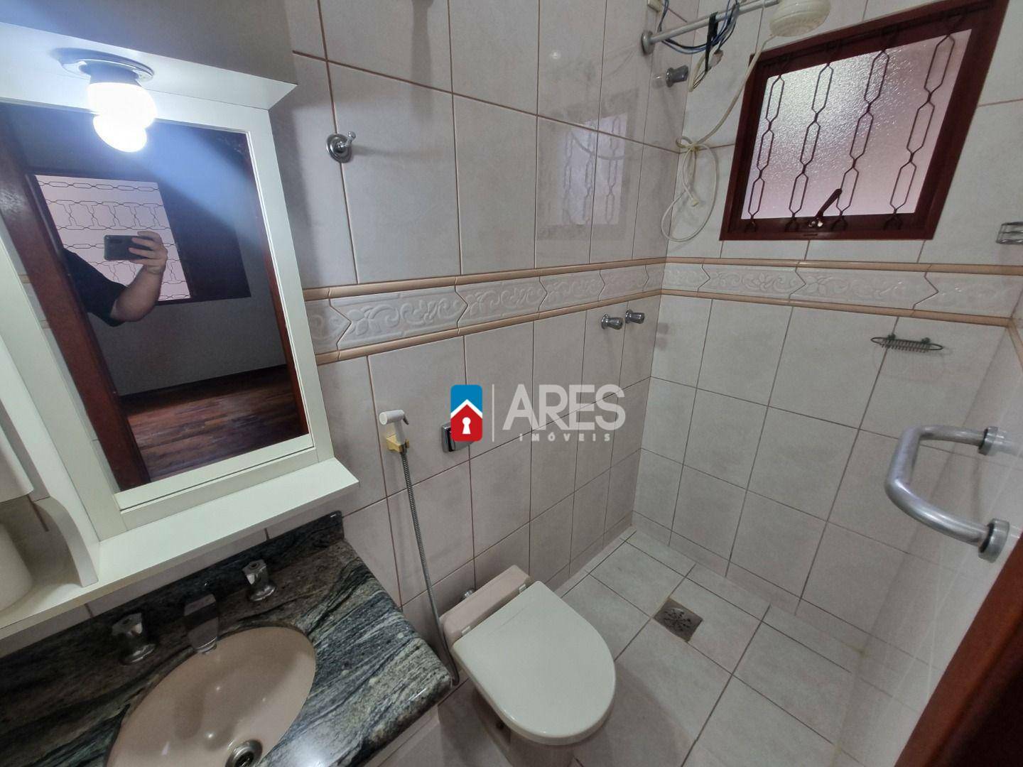 Casa para alugar com 3 quartos, 190m² - Foto 22