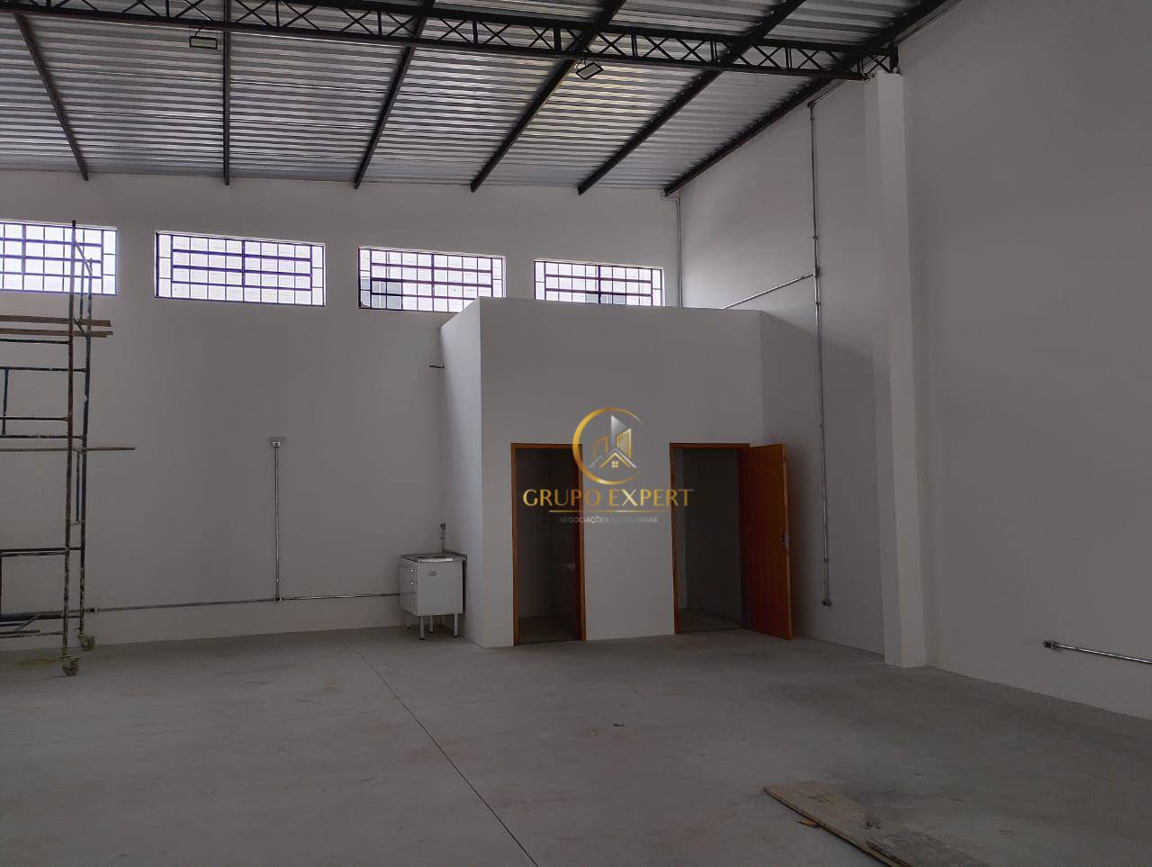 Depósito-Galpão-Armazém para alugar, 190m² - Foto 2