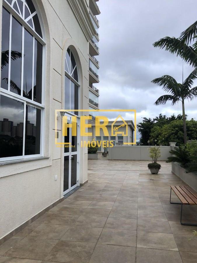 Apartamento para alugar com 3 quartos, 130m² - Foto 16
