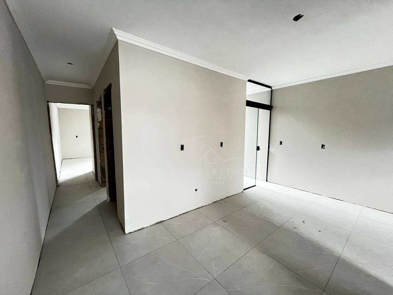 Casa à venda com 2 quartos, 80m² - Foto 6