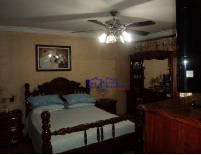 Cobertura à venda com 4 quartos, 225m² - Foto 10
