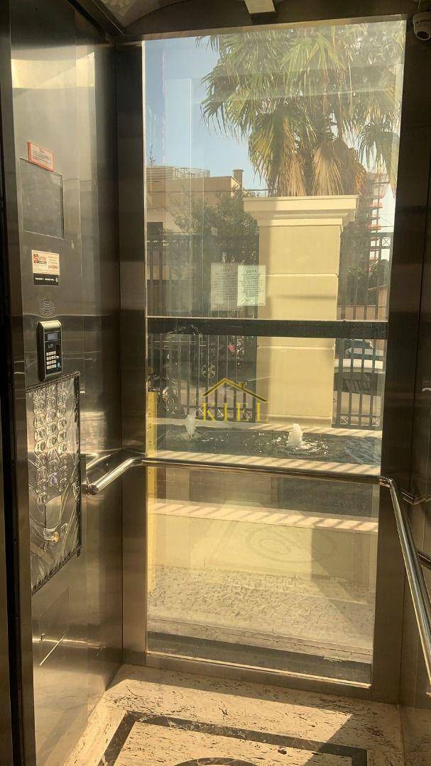 Apartamento para alugar com 3 quartos, 214m² - Foto 3