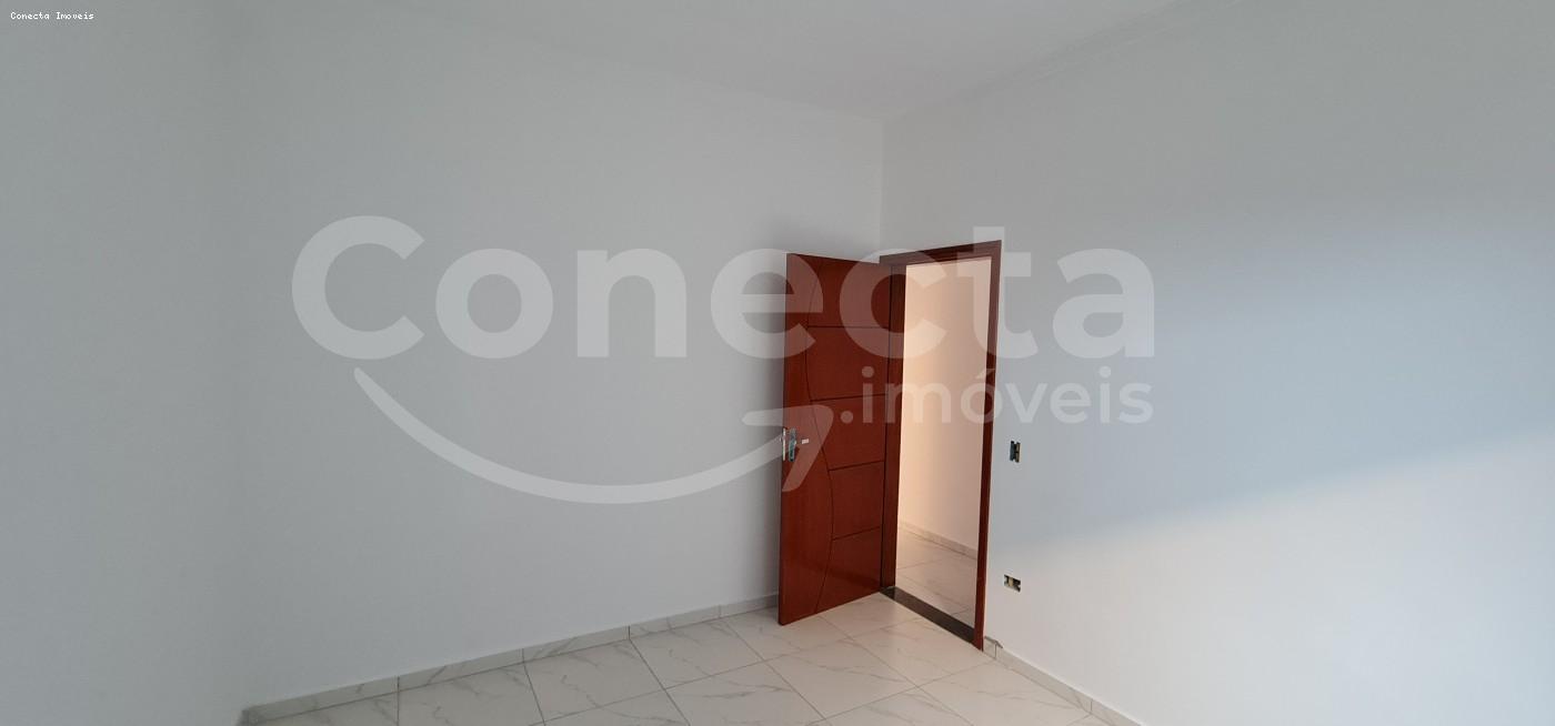 Casa à venda com 2 quartos, 80m² - Foto 13