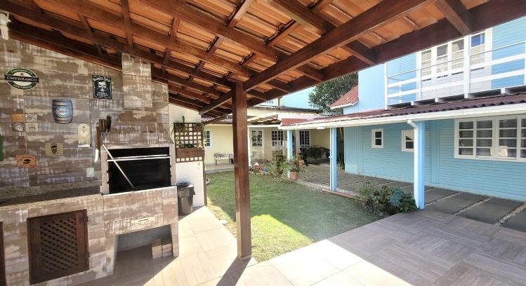 Casa à venda com 5 quartos, 200m² - Foto 7