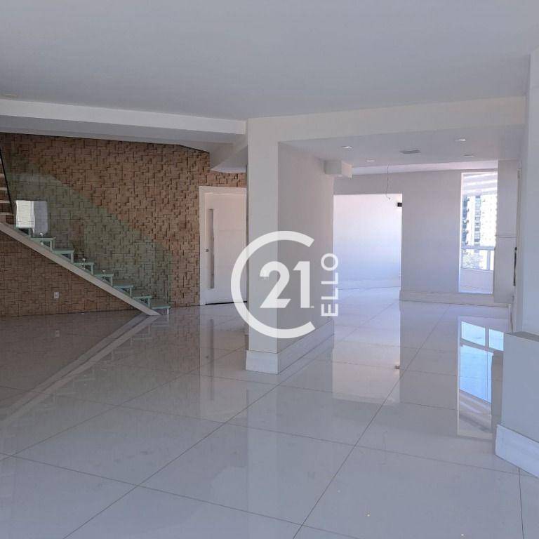 Cobertura à venda e aluguel com 3 quartos, 250m² - Foto 3