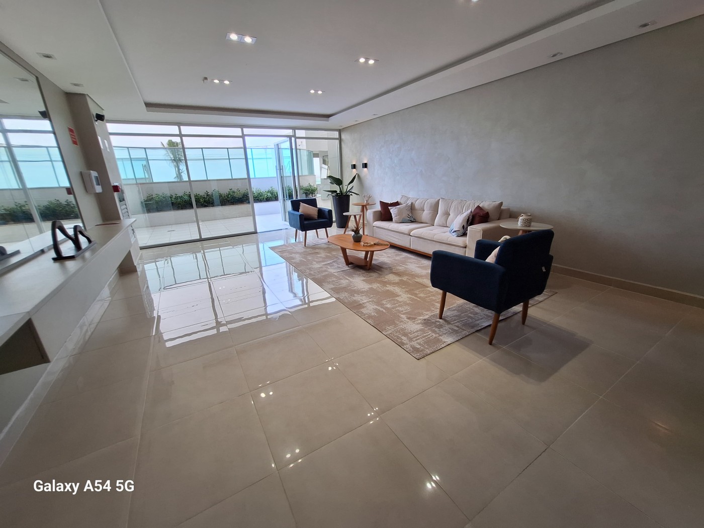Apartamento para alugar com 2 quartos, 72m² - Foto 26