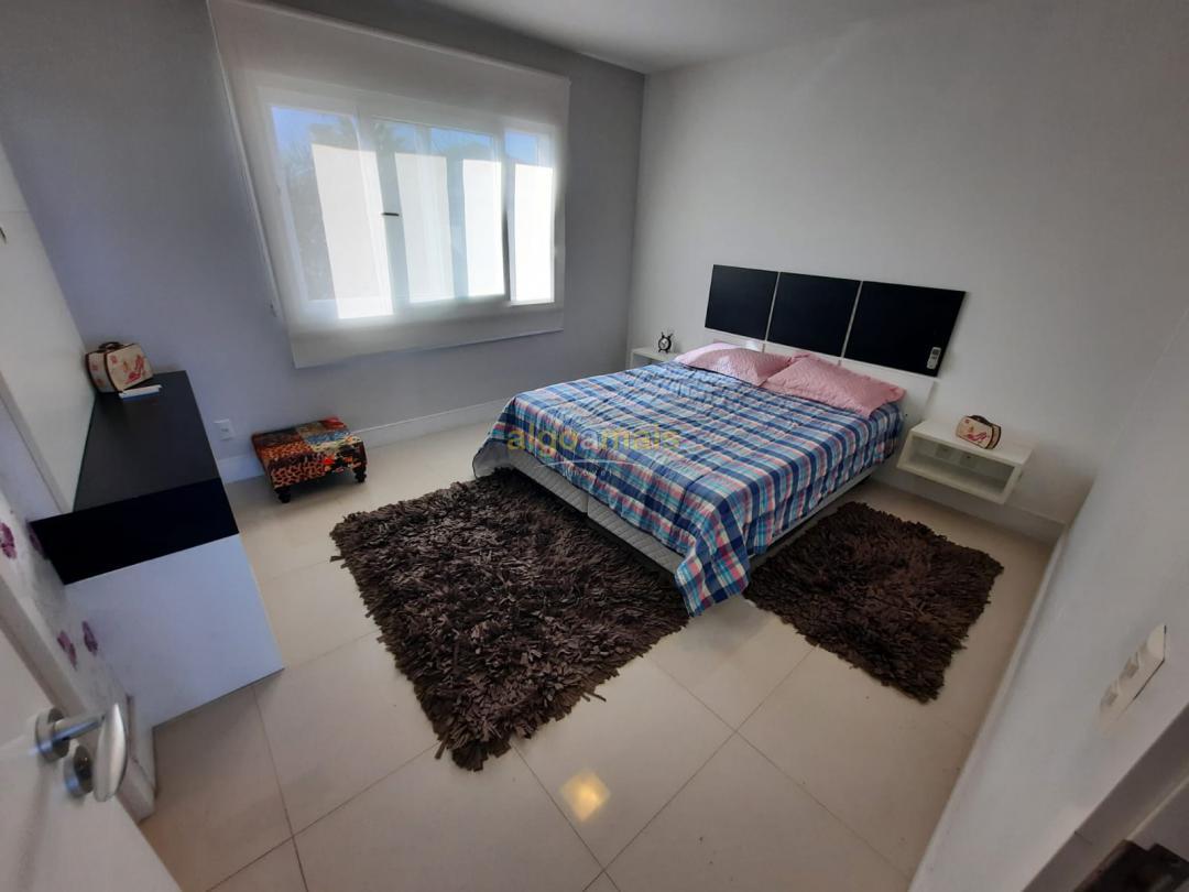 Casa de Condomínio à venda com 4 quartos, 254m² - Foto 25