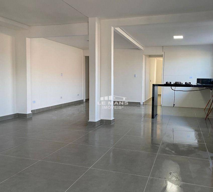 Casa à venda com 3 quartos, 146m² - Foto 1