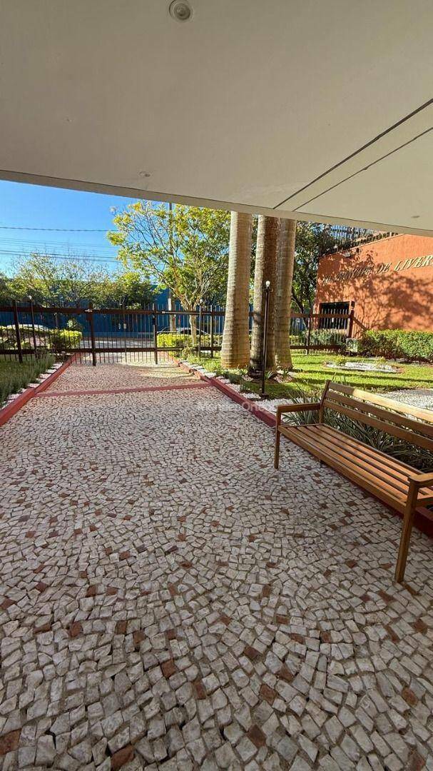 Apartamento para alugar com 3 quartos, 94m² - Foto 23