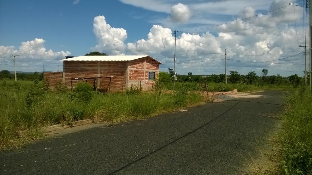 Terreno à venda, 360m² - Foto 1