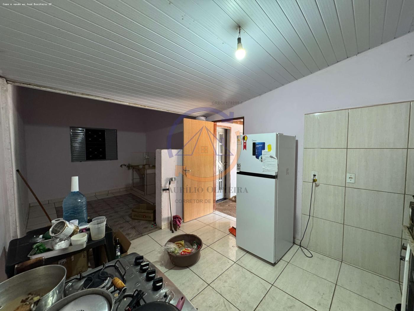 Casa à venda com 2 quartos, 219m² - Foto 7