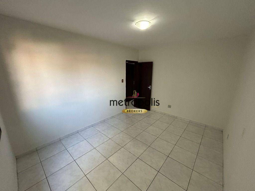 Apartamento para alugar com 2 quartos, 75m² - Foto 13